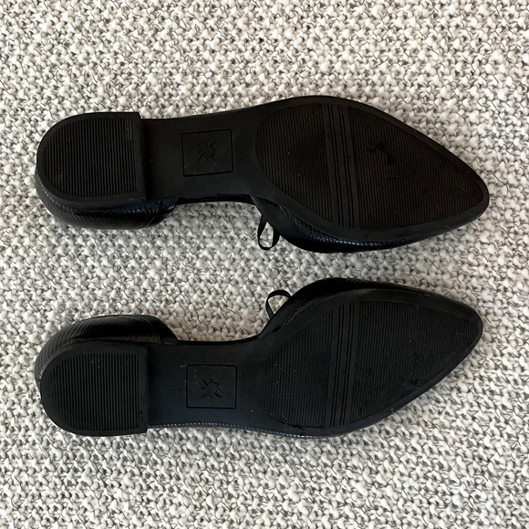 BCBG Black Lizard Textured Emmani Flats - Picture 6 of 6